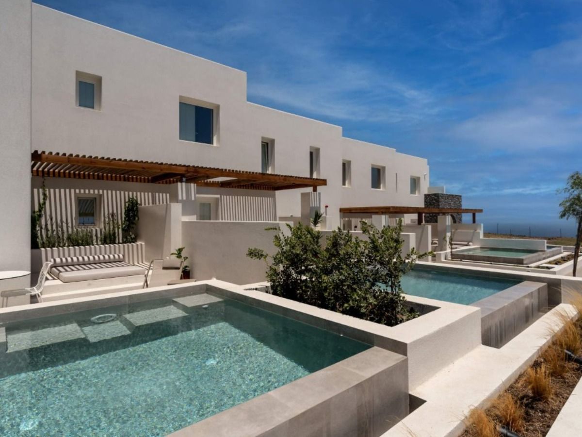 Grand Villa with Private Pool & Hot Tub