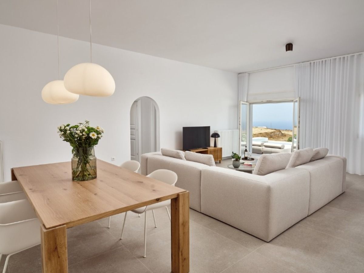 Sunrise Executive Villa with Private Pool