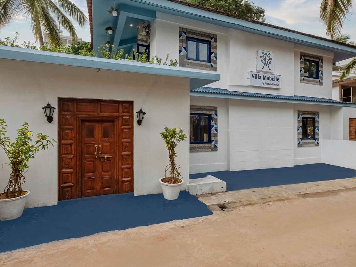 Modern 4BHK Retreat with Private Pool in Calangute, Goa