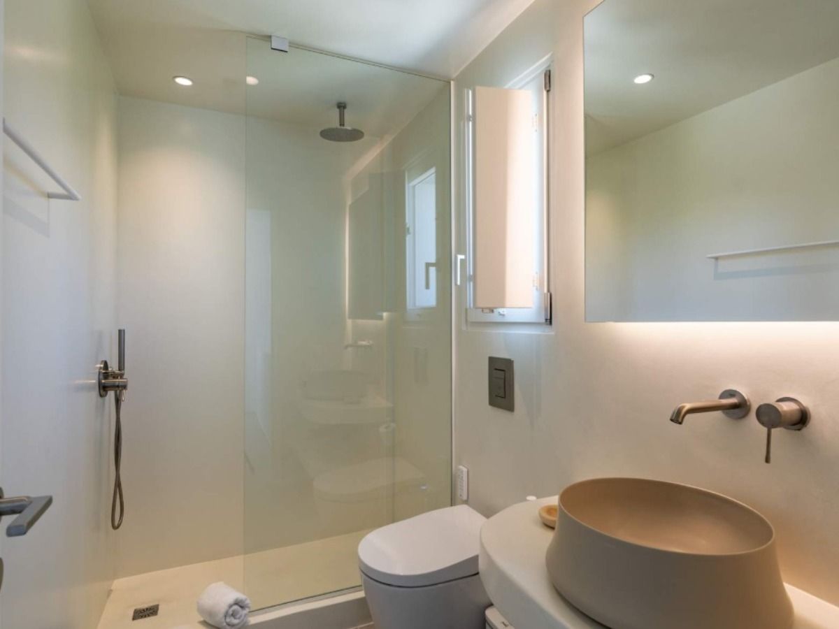 Grand Villa with Private Pool & Hot Tub
