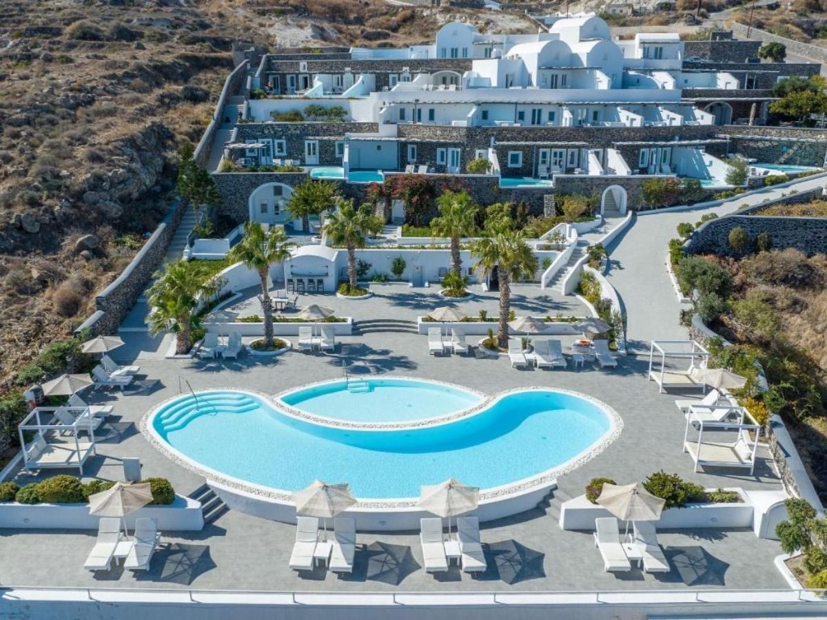 Two Bedroom Villas with Jacuzzi